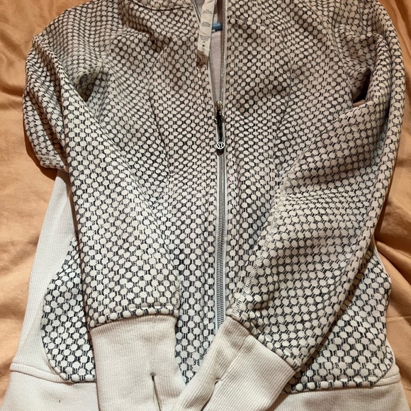 Lululemon zip up sweater - Picture 4 of 5